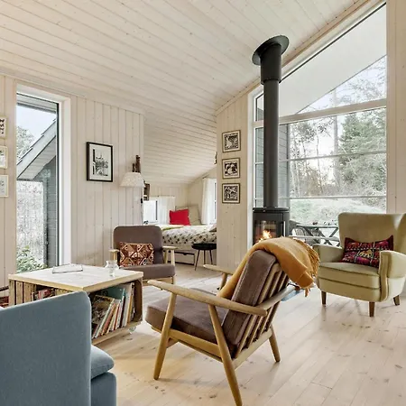 2 Bedroom Gorgeous In Ferienhaus Oro